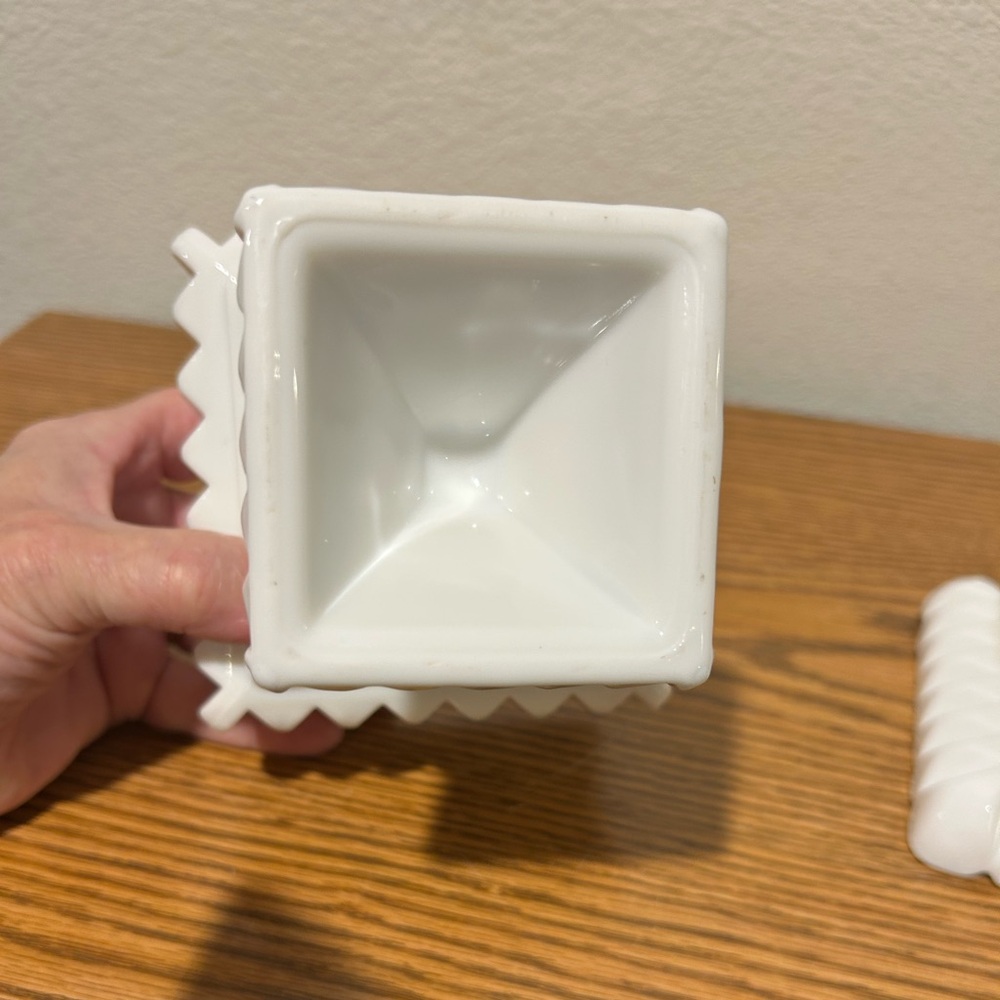 Waterford Milk Glass Candy Dish With Floral Design - Picture 6 of 12